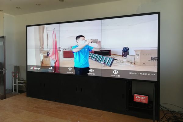 三星55寸液晶拼接屏有什么特點(diǎn)，目前市場上還有貨嗎